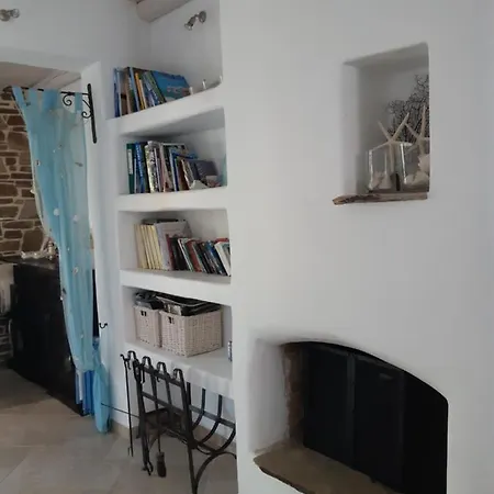 Mykonos * Agioi Theodoroi (Corinthia)