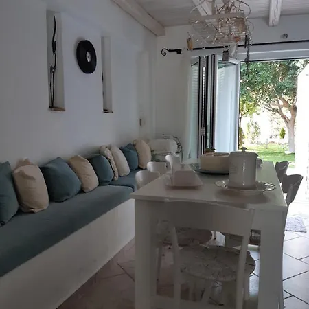 Villa Mykonos Agioi Theodoroi (Corinthia)